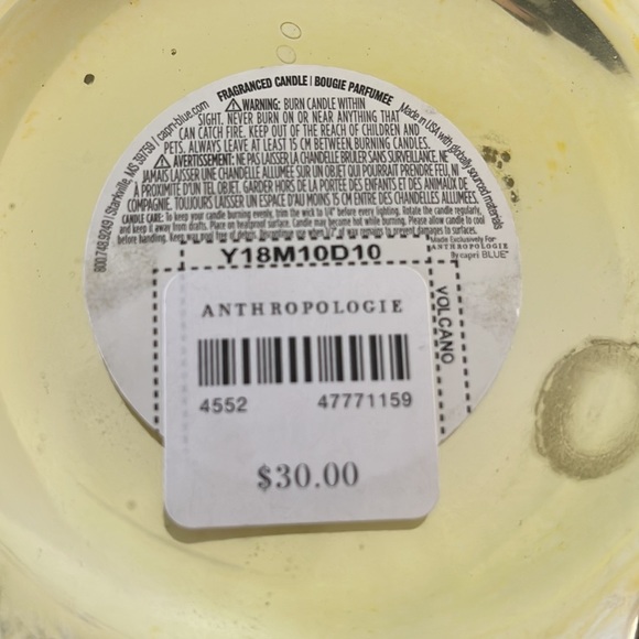NWT Anthropologie Capri Blue iconic Volcano fragrance candle. Sold out online! - Picture 7 of 7